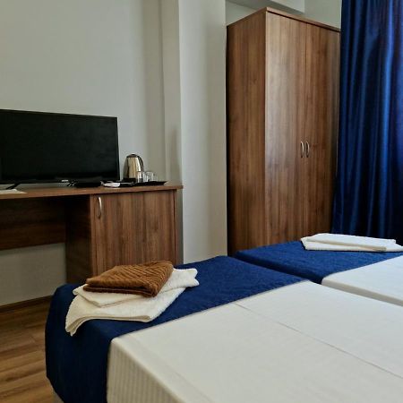 Nobi Guest House Gagra Exteriör bild
